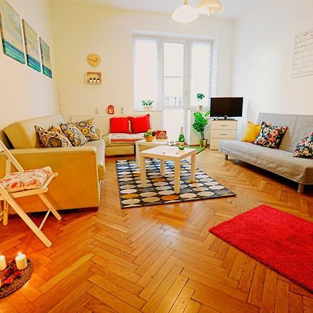 Big&Bright- Golden Apartments- Old Town Krakow Bagian luar foto